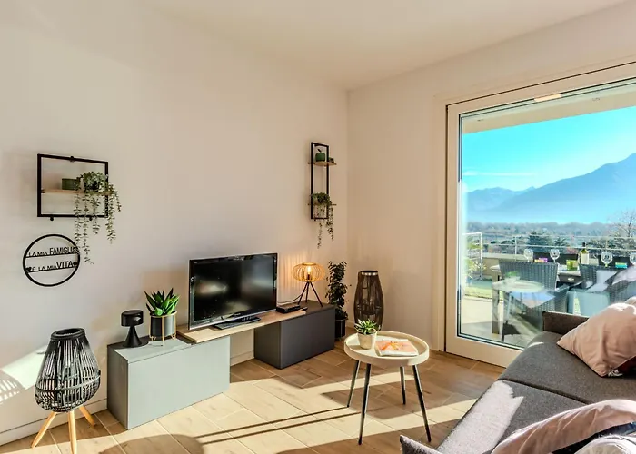 Vigna Luisa By Interhome ג'רה לאריו